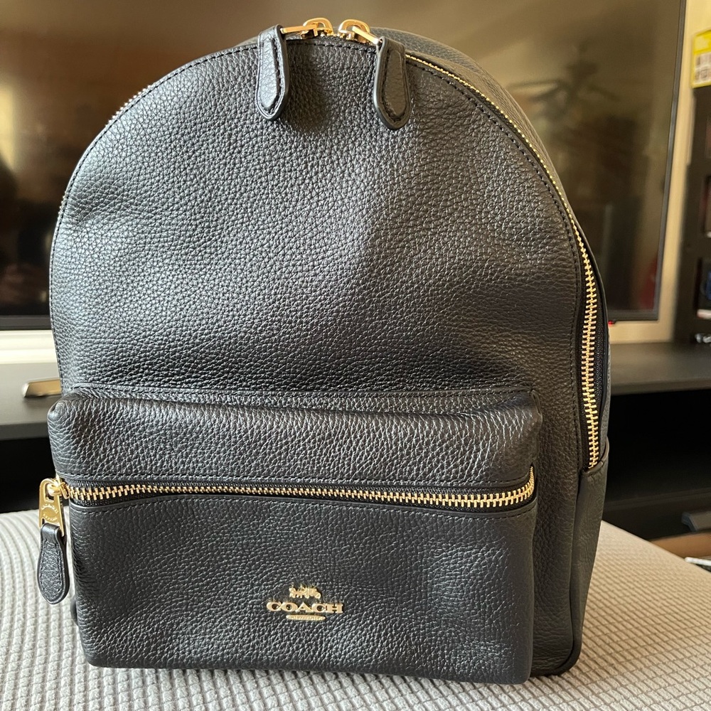COACH WOMEN MEDIUM CHARLIE BACKPACK ( F30550)